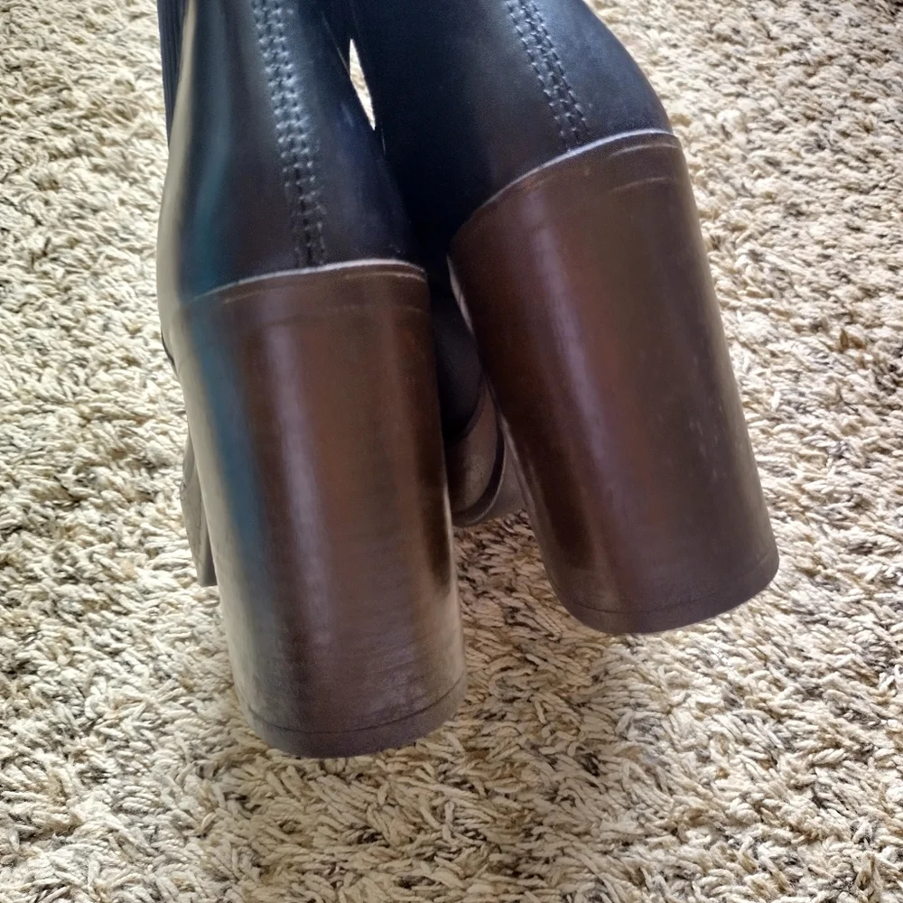 Steve Madden Black Leather Platform Ankle Boots with Brown Wood-Look Heel - Picture 8 of 9